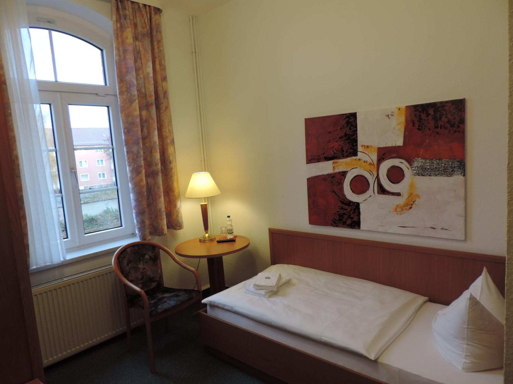 Hotel Carl Von Clausewitz Burg bei Magdeburg Room photo